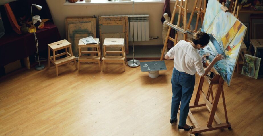 Peinture acrylique sur toile : le guide du débutant